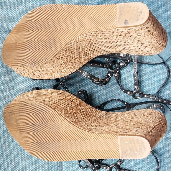 Alice + Olivia black wedges 🌟SOLD🌟 - Picture 4 of 4